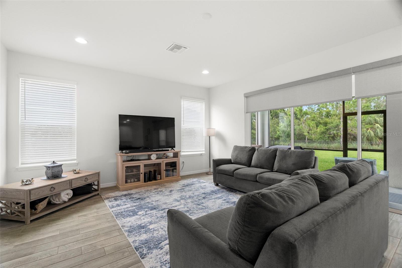 Image 9 of 23 For 4607 Los Robles Court