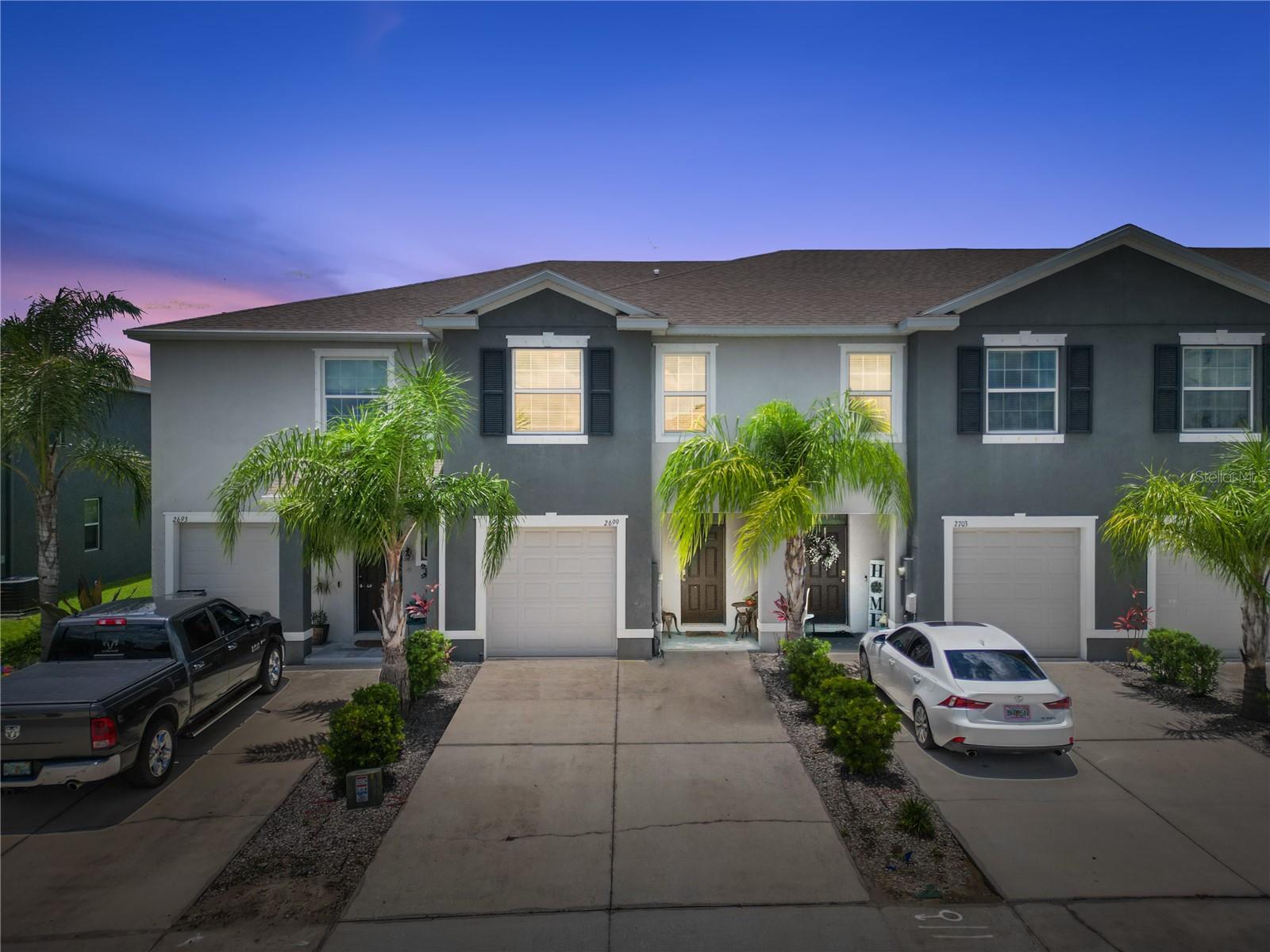 Image 3 of 45 For 2699 Suncoast Blend Drive