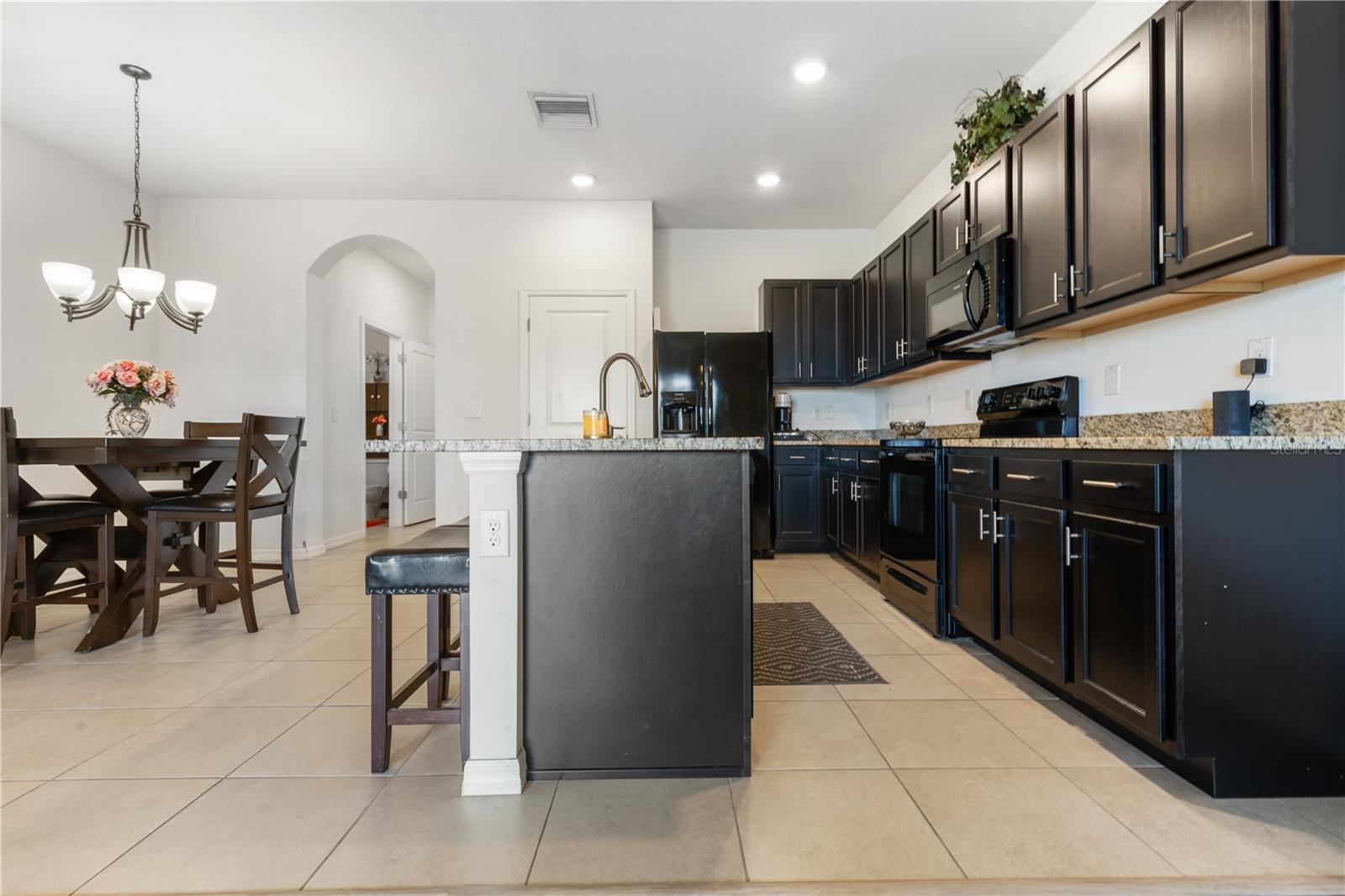 Image 6 of 45 For 2699 Suncoast Blend Drive