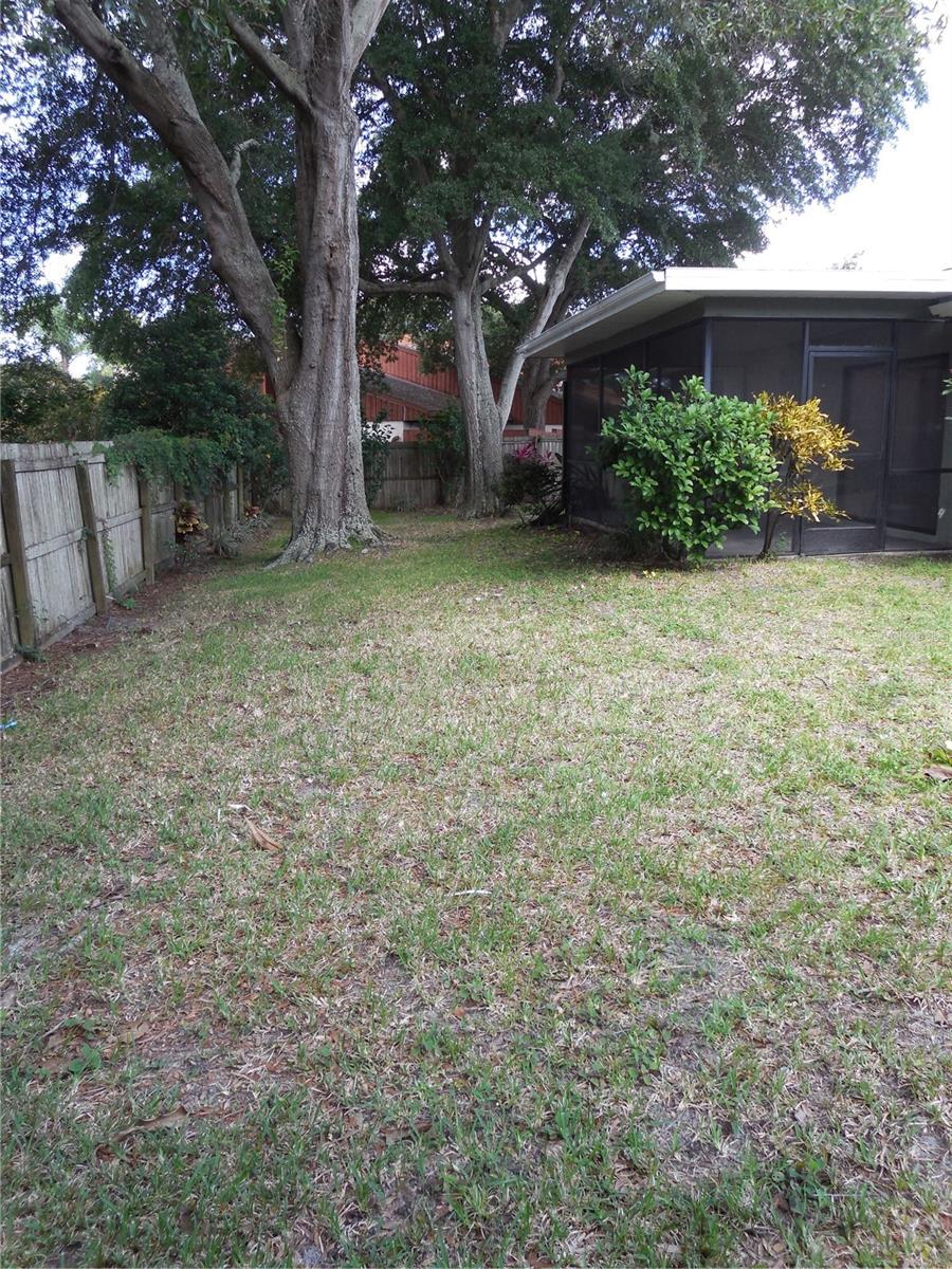 Image 15 of 15 For 2101 Sun Tree Drive