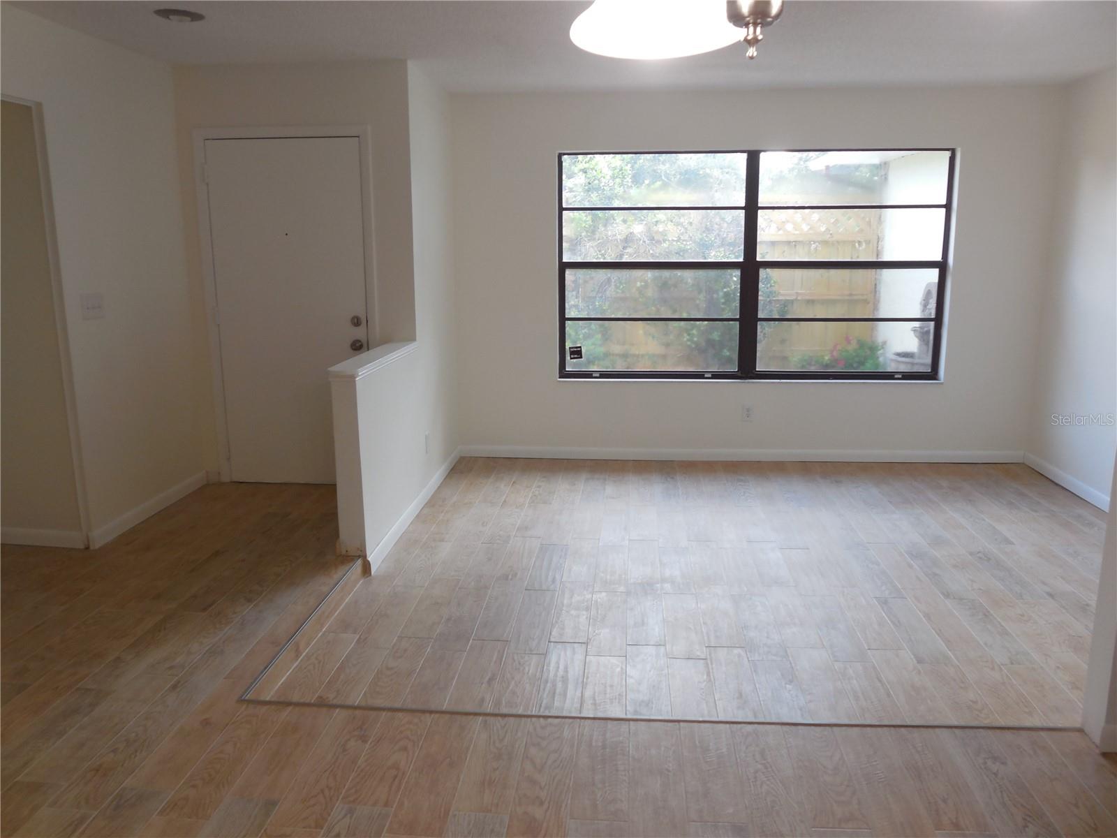 Image 3 of 15 For 2101 Sun Tree Drive