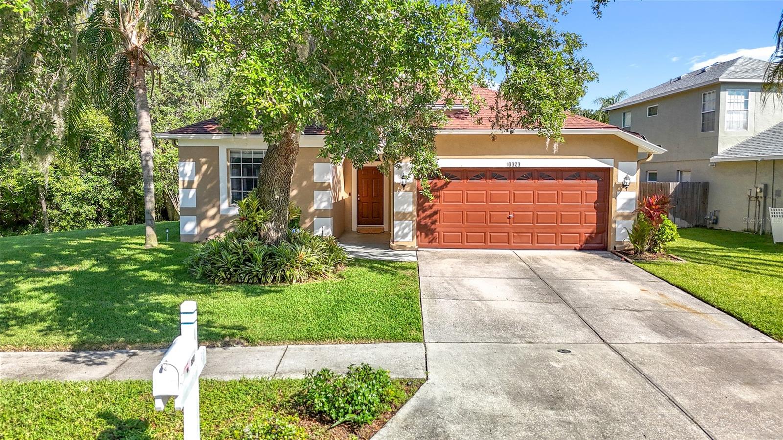 Details for 10323 Birdwatch Drive, TAMPA, FL 33647