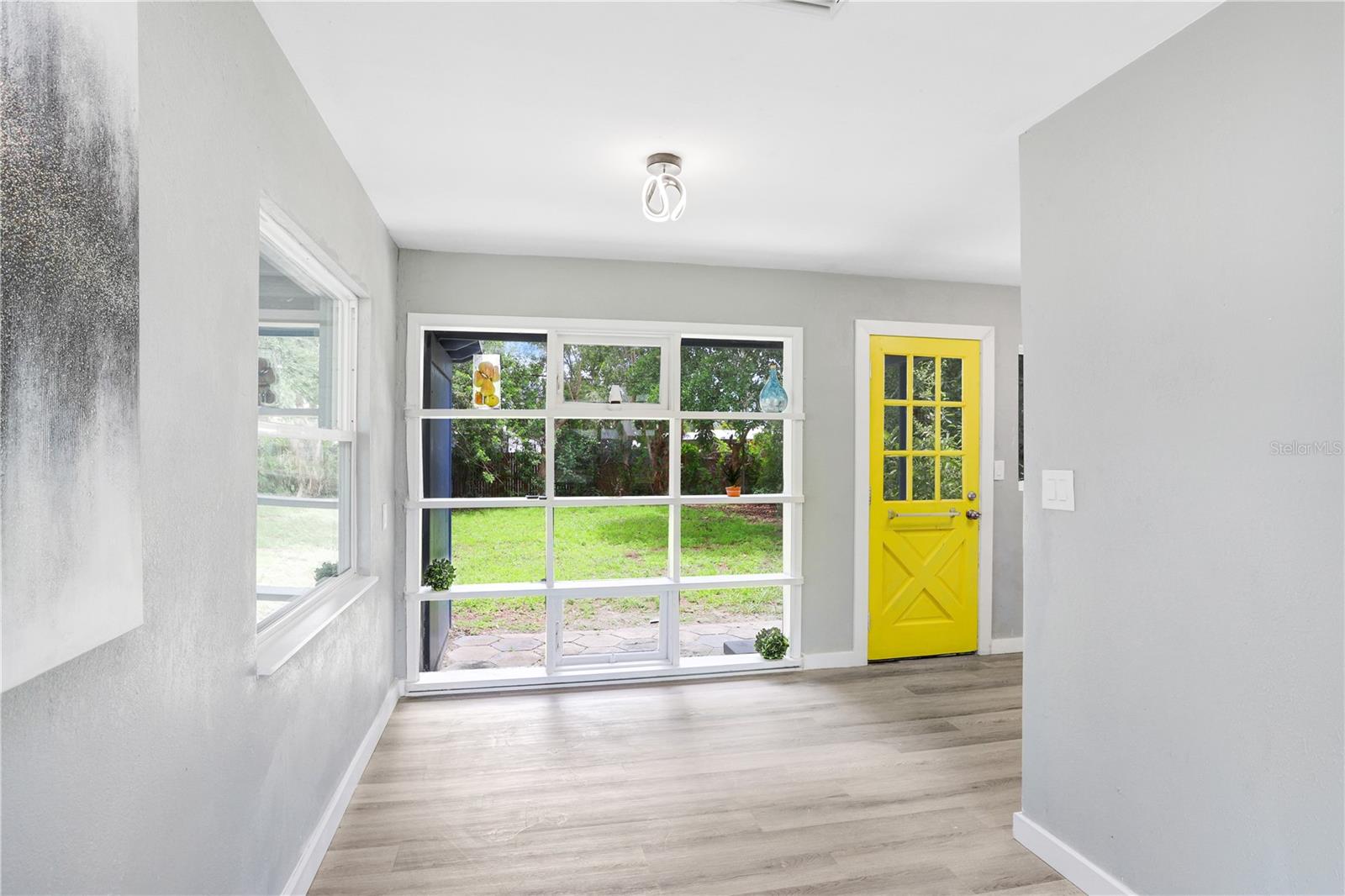 Image 6 of 30 For 201 83rd Avenue N