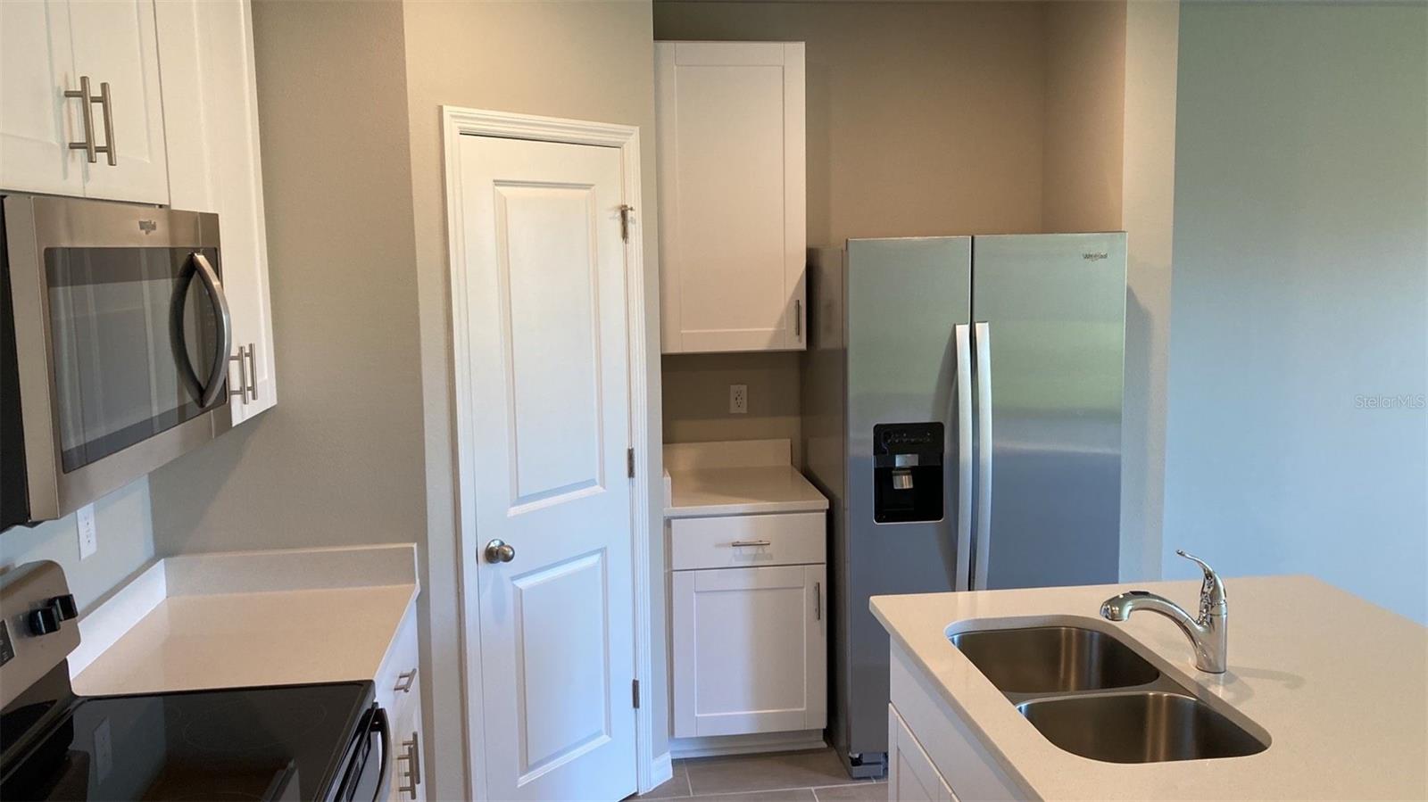 Image 11 of 45 For 2713 Scarlet Bay Place