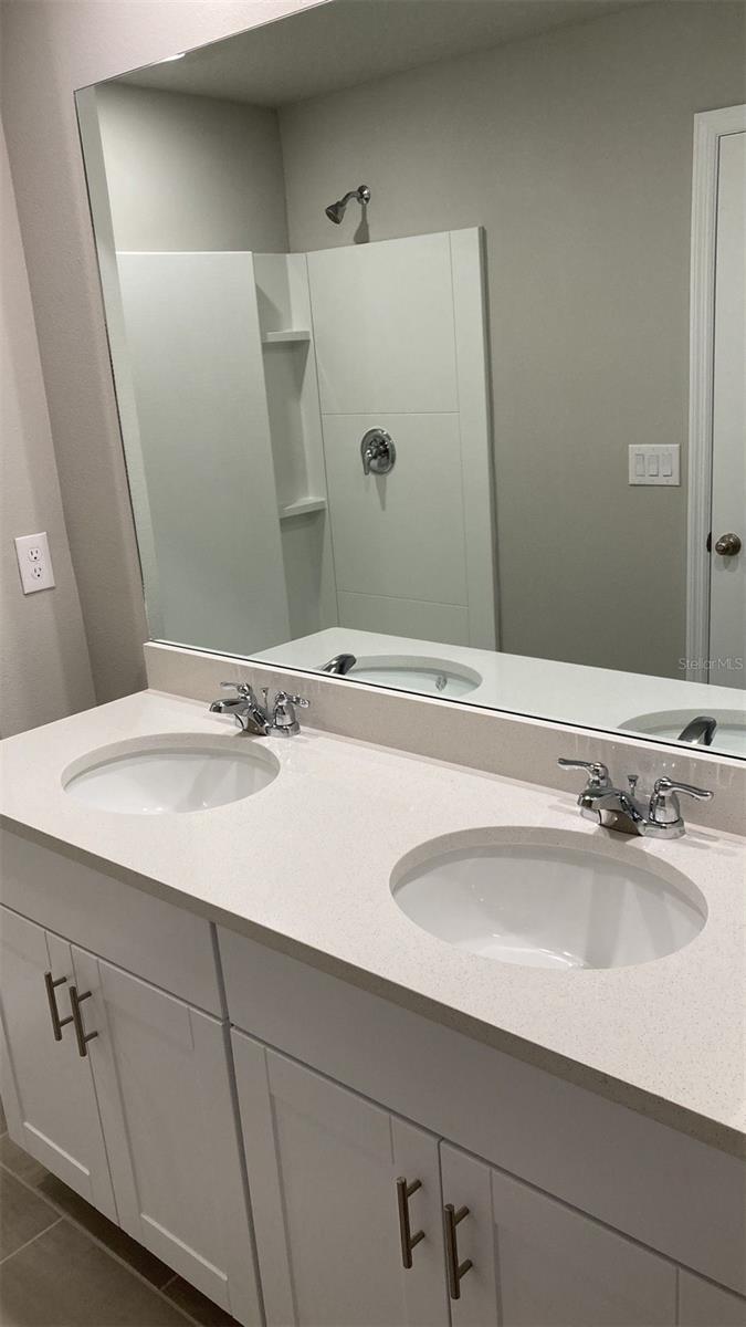 Image 25 of 45 For 2713 Scarlet Bay Place
