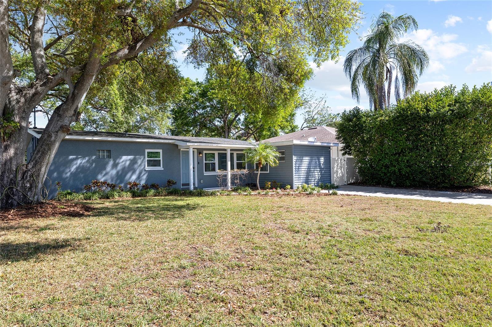 Image 3 of 28 For 4105 Fair Oaks Avenue