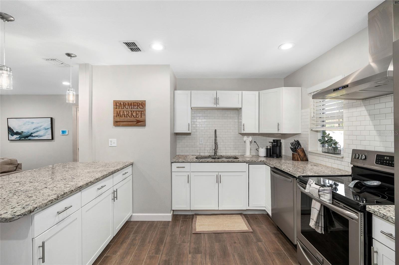 Image 9 of 28 For 4105 Fair Oaks Avenue