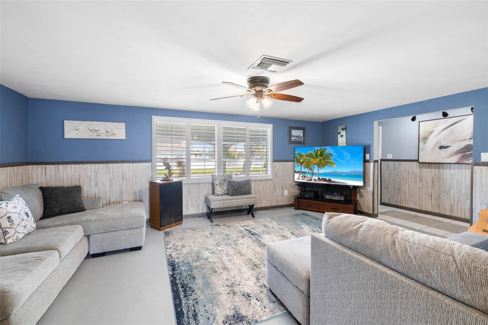 Image 14 of 46 For 3260 Gulfview Drive