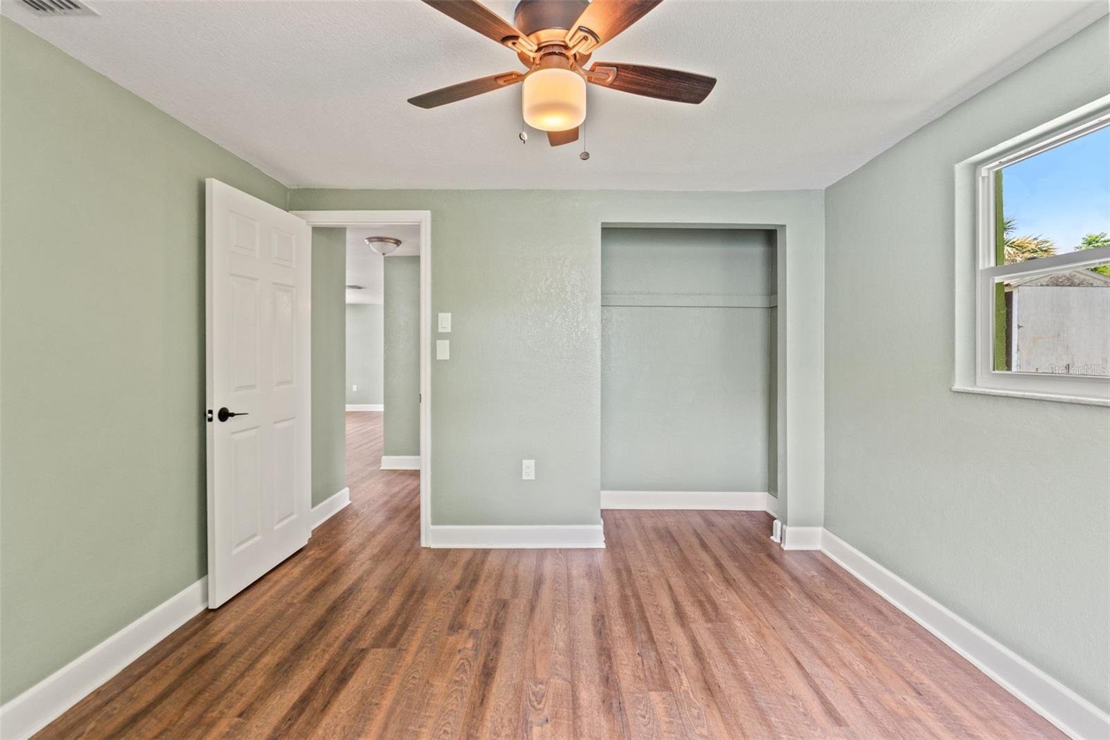 Listing photo id 12 for 10039 Old Hickory Lane