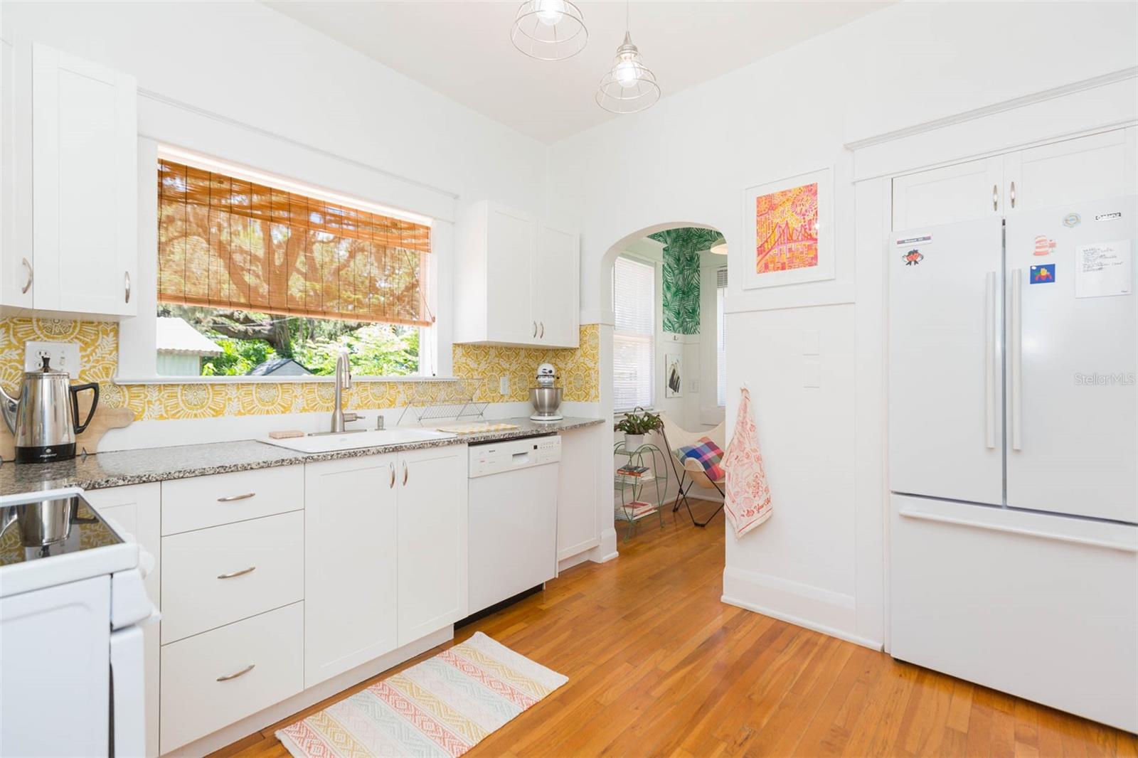 Image 10 of 28 For 1202 Mohawk Avenue