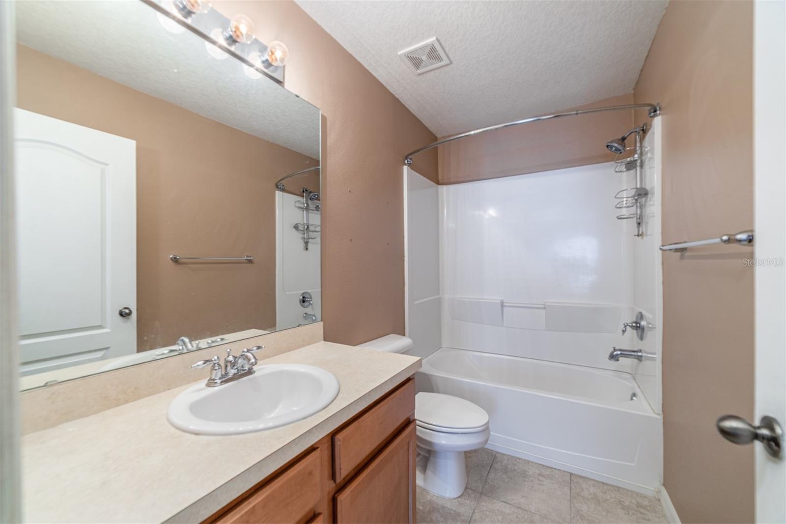 Image 15 of 22 For 5030 White Sanderling Court