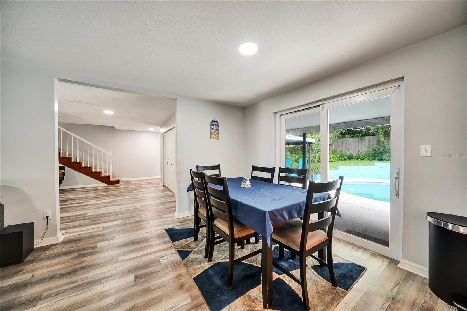 Image 10 of 67 For 1305 Willow Valley Drive