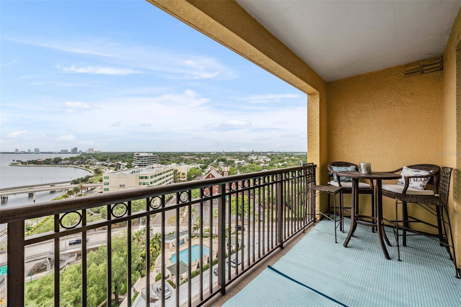 Image 10 of 31 For 345 Bayshore Boulevard 1411