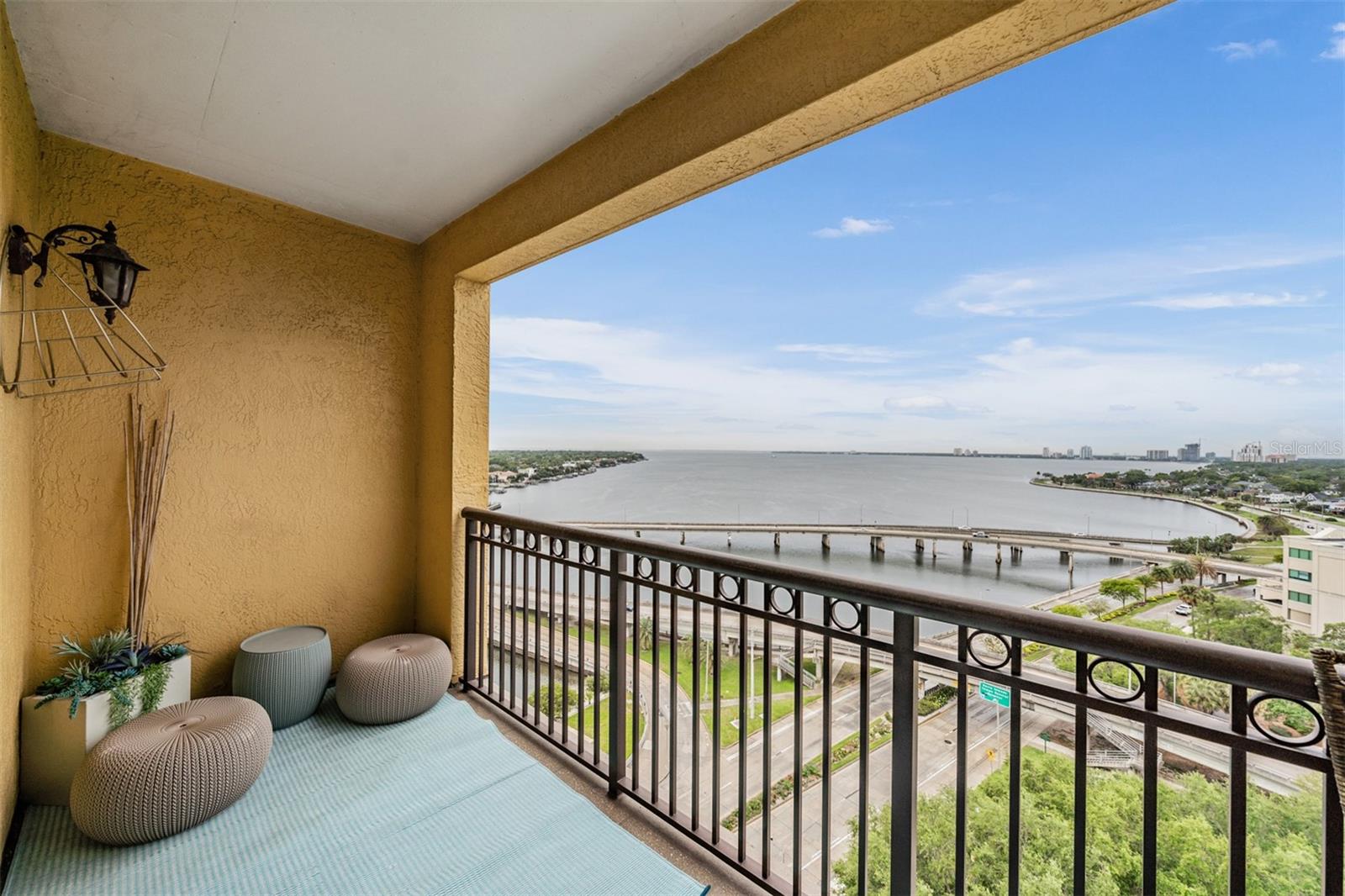 Image 9 of 31 For 345 Bayshore Boulevard 1411