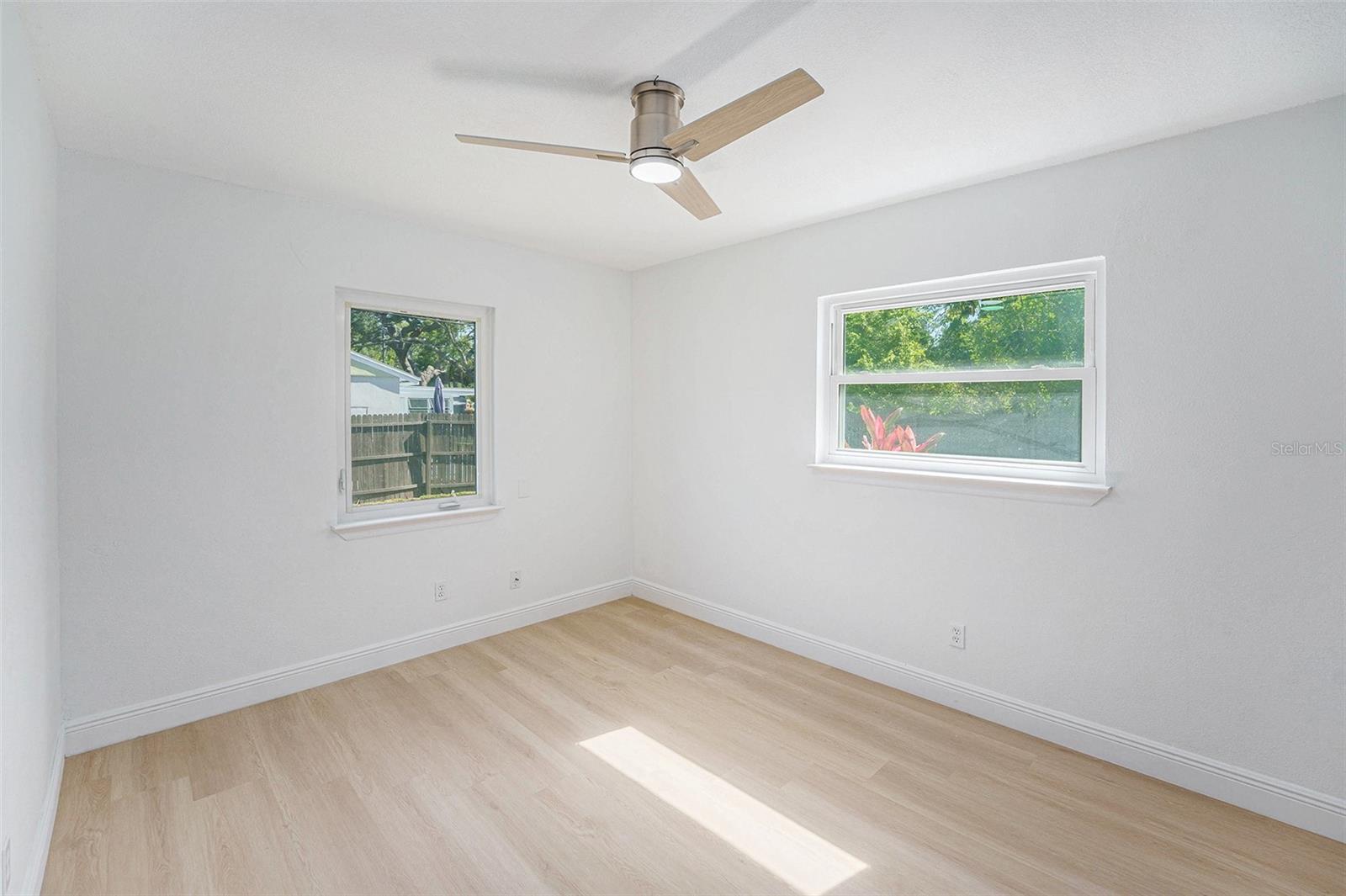 Image 12 of 26 For 1601 Paloma Ln