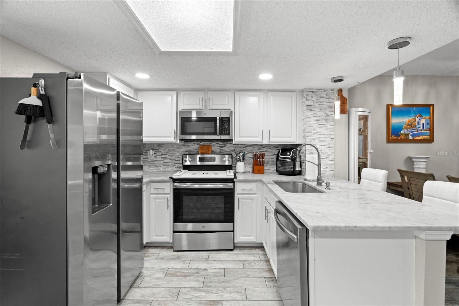 Image 12 of 25 For 3323 Fox Hunt Drive