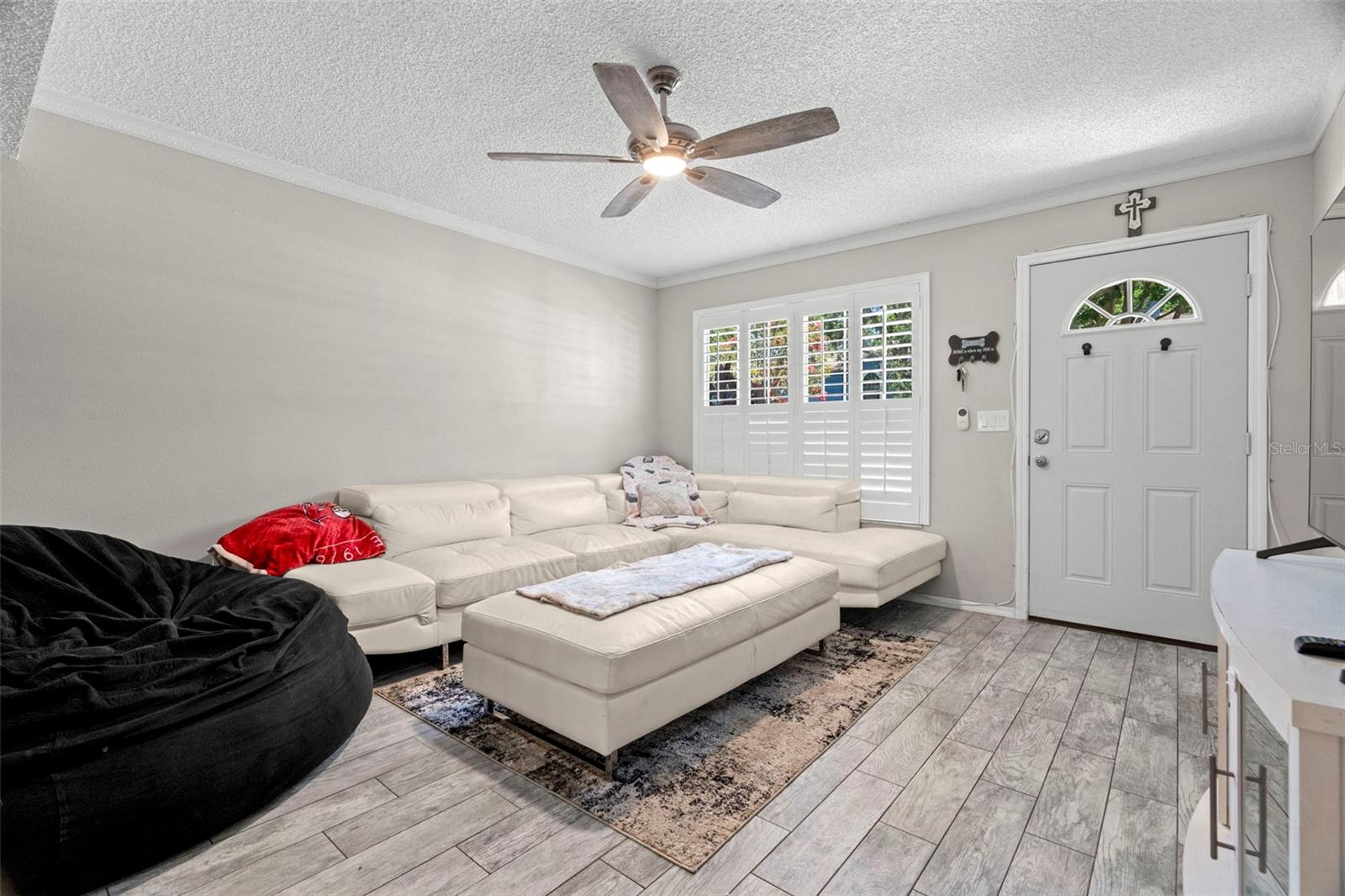 Image 4 of 25 For 3323 Fox Hunt Drive