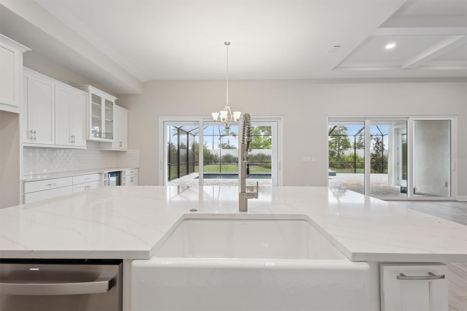 Image 18 of 44 For 17555 Glistening Court