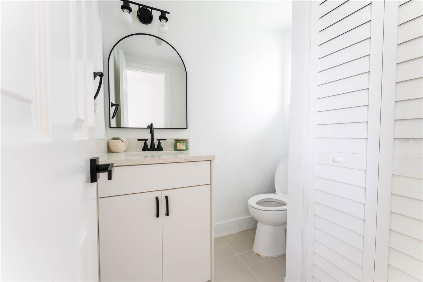 Image 25 of 35 For 4011 Helena Street Ne