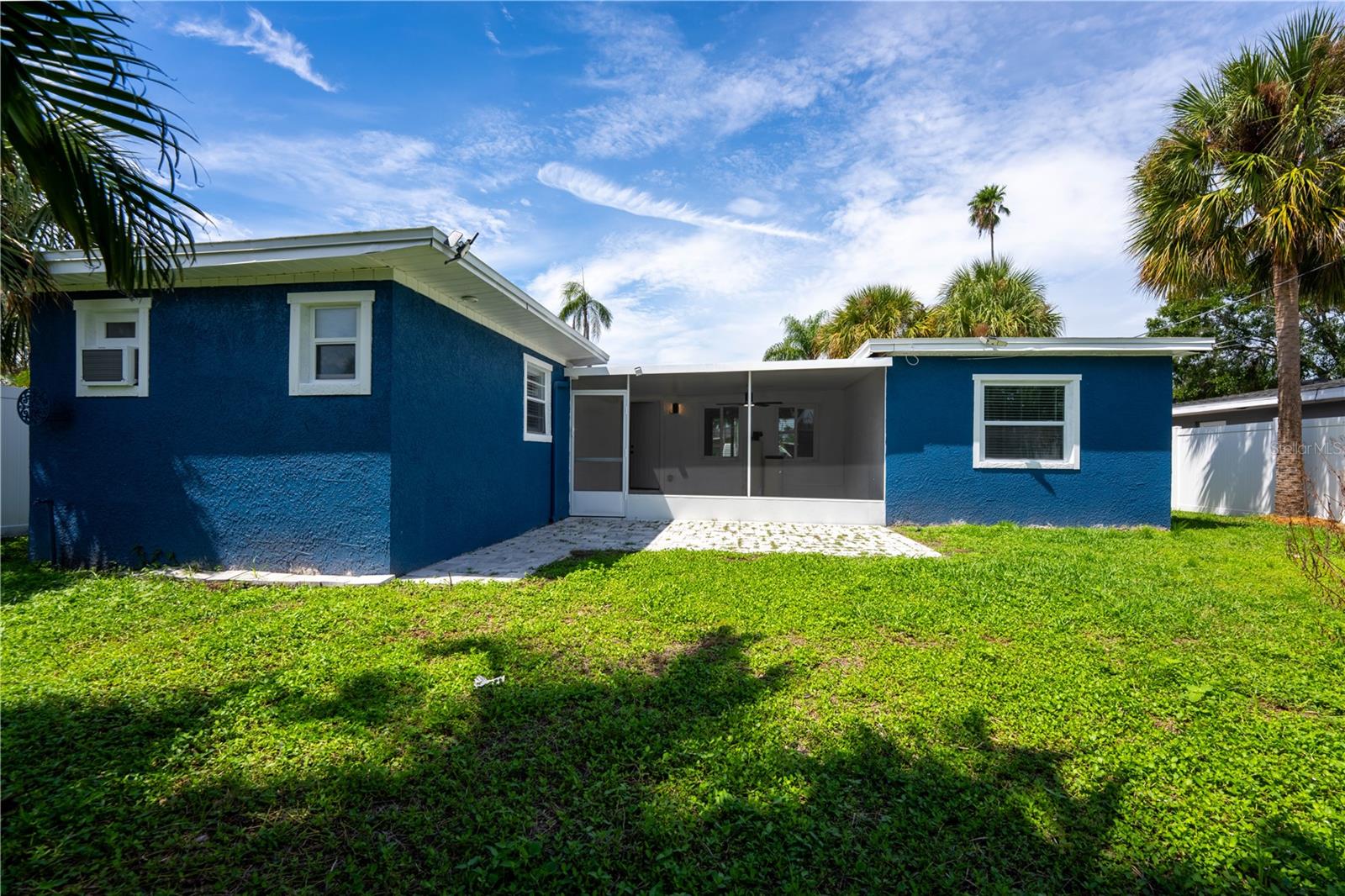 Image 31 of 35 For 4011 Helena Street Ne