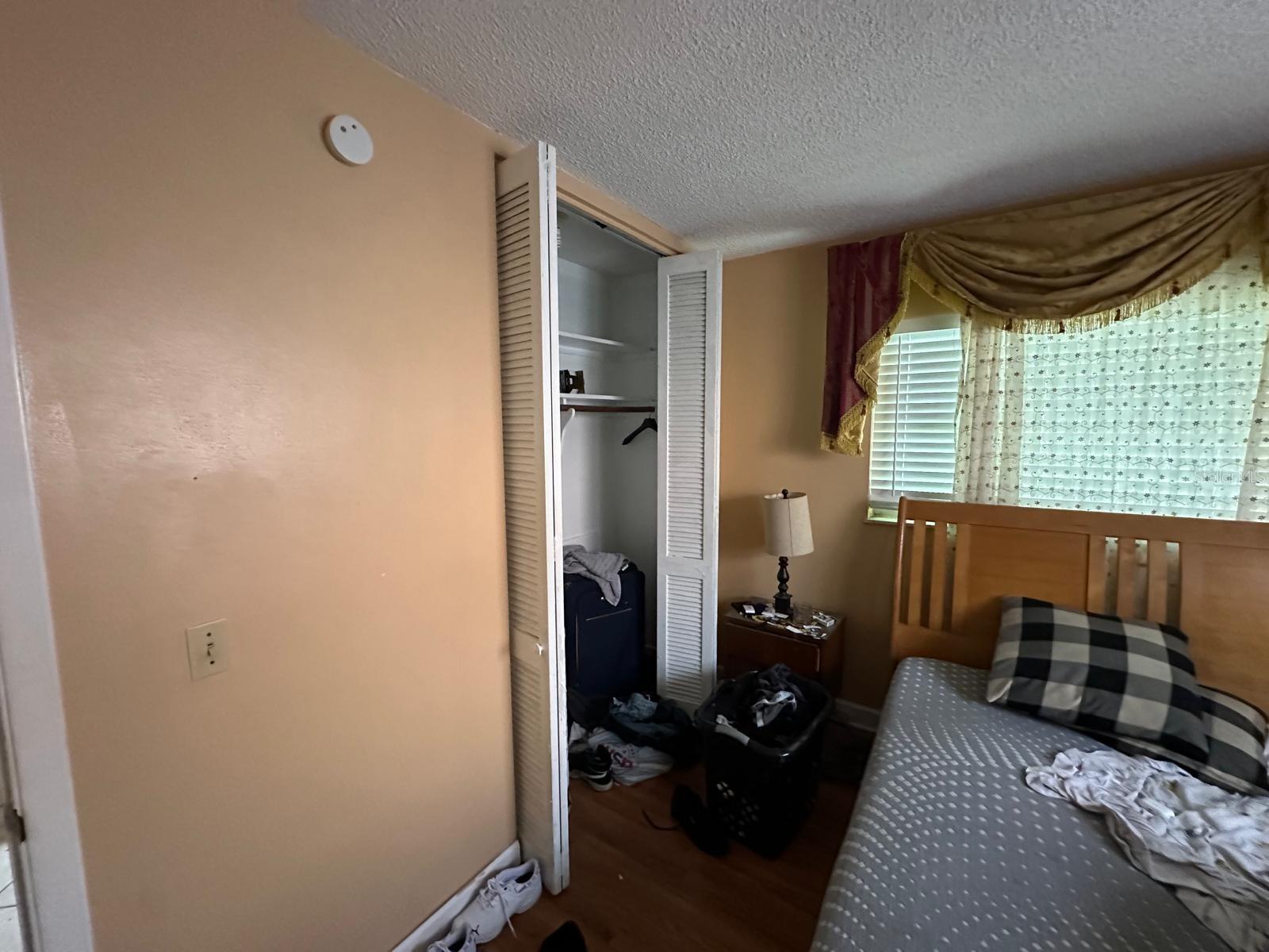 Image 11 of 16 For 2113 Greenbriar Boulevard