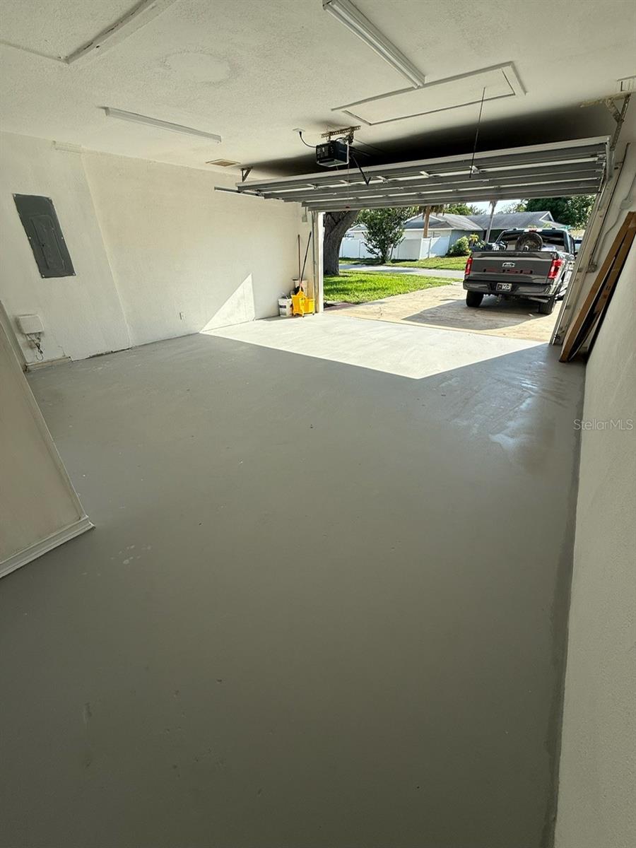 Image 13 of 15 For 10999 Del Prado Drive E