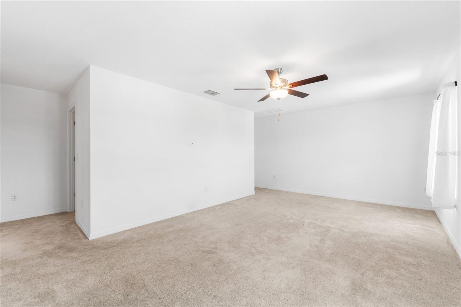Image 17 of 49 For 32063 Pop Ash Place