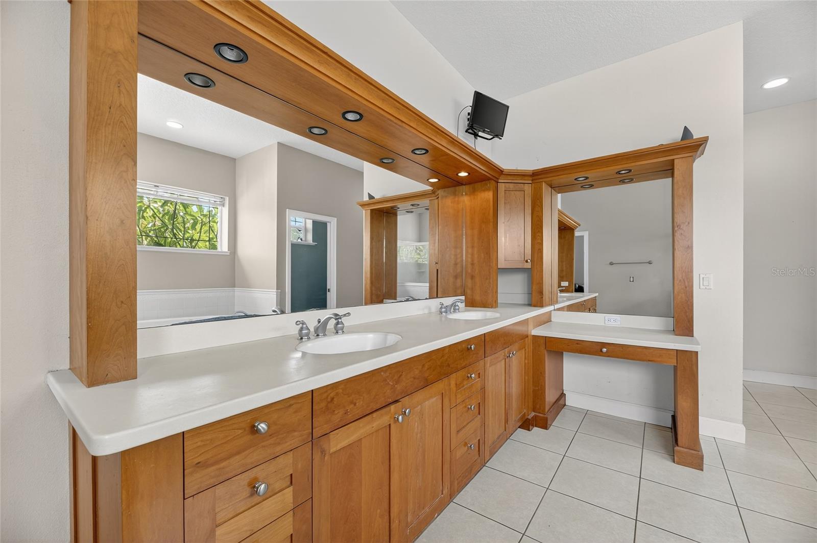 Image 40 of 100 For 1750 Saffold Park Drive