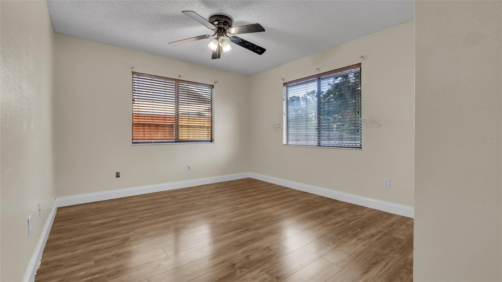 Image 17 of 33 For 1787 Needles Lane W