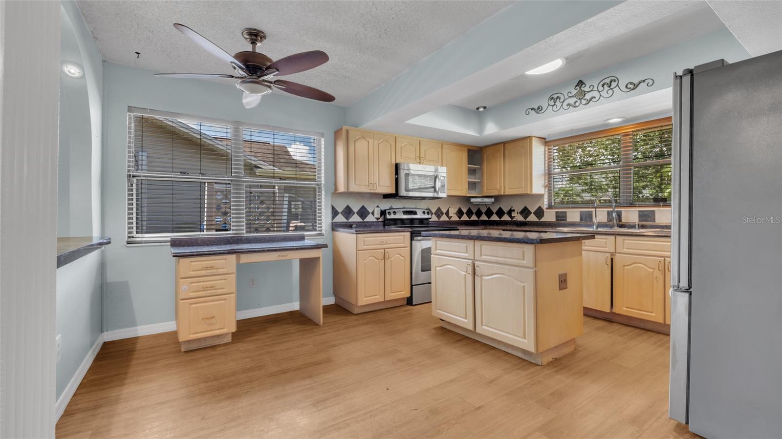 Image 3 of 33 For 1787 Needles Lane W
