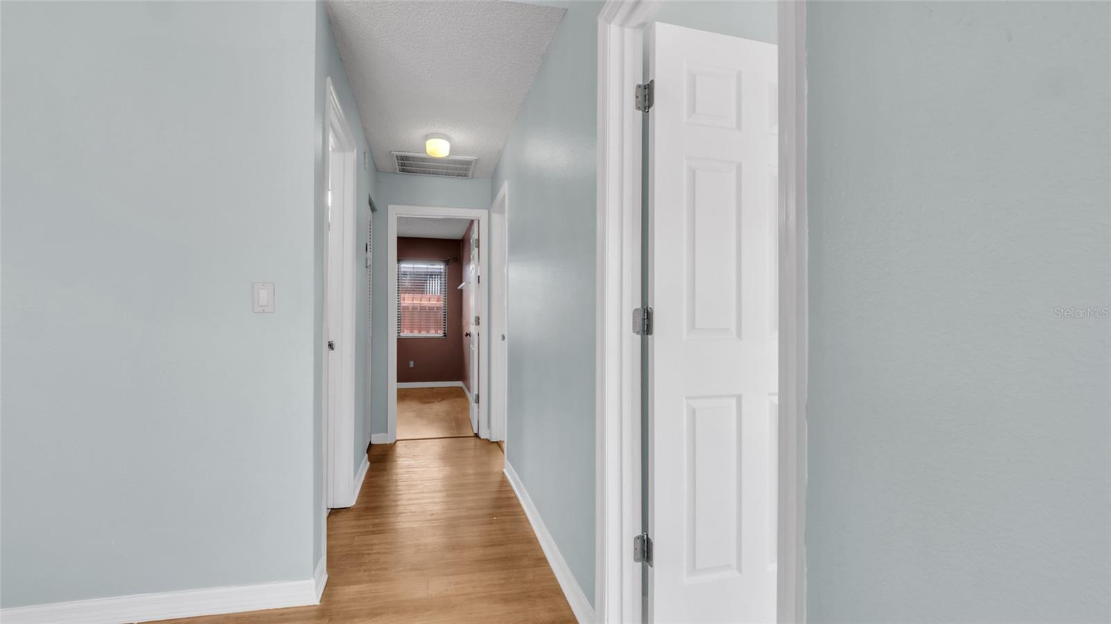 Image 6 of 33 For 1787 Needles Lane W
