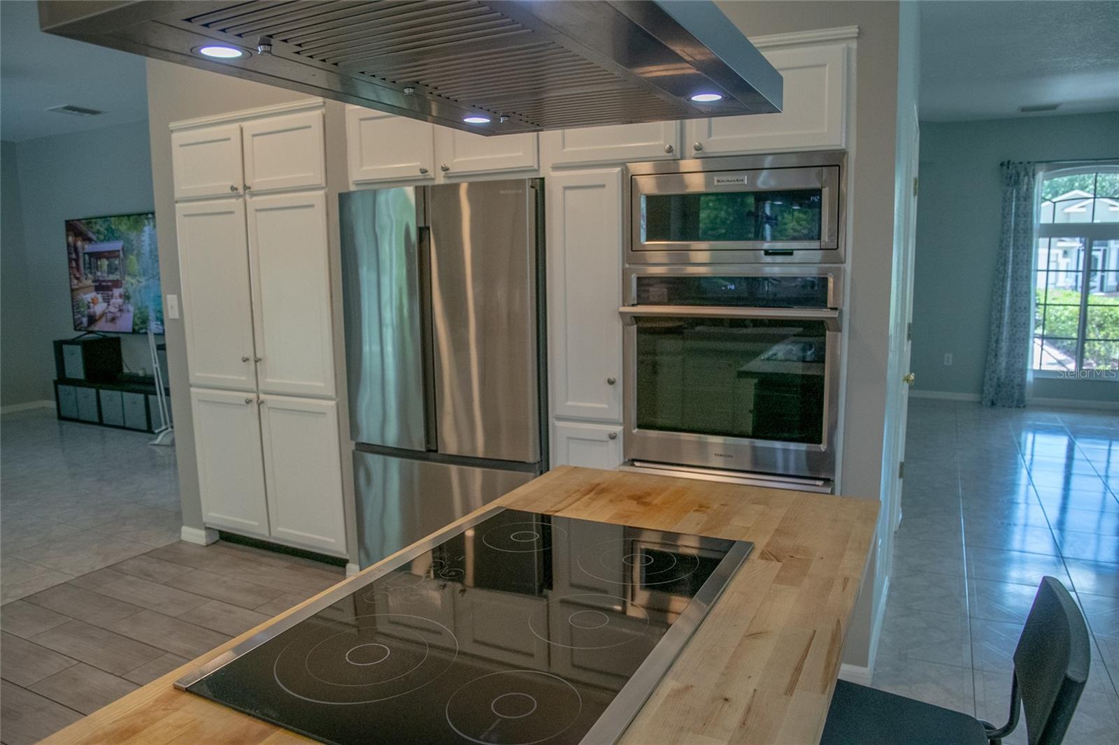 Image 23 of 100 For 25435 Bruford Boulevard