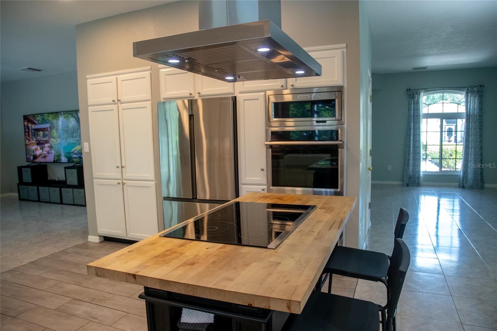 Image 26 of 100 For 25435 Bruford Boulevard