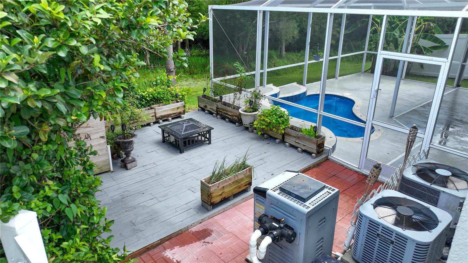 Image 53 of 100 For 25435 Bruford Boulevard