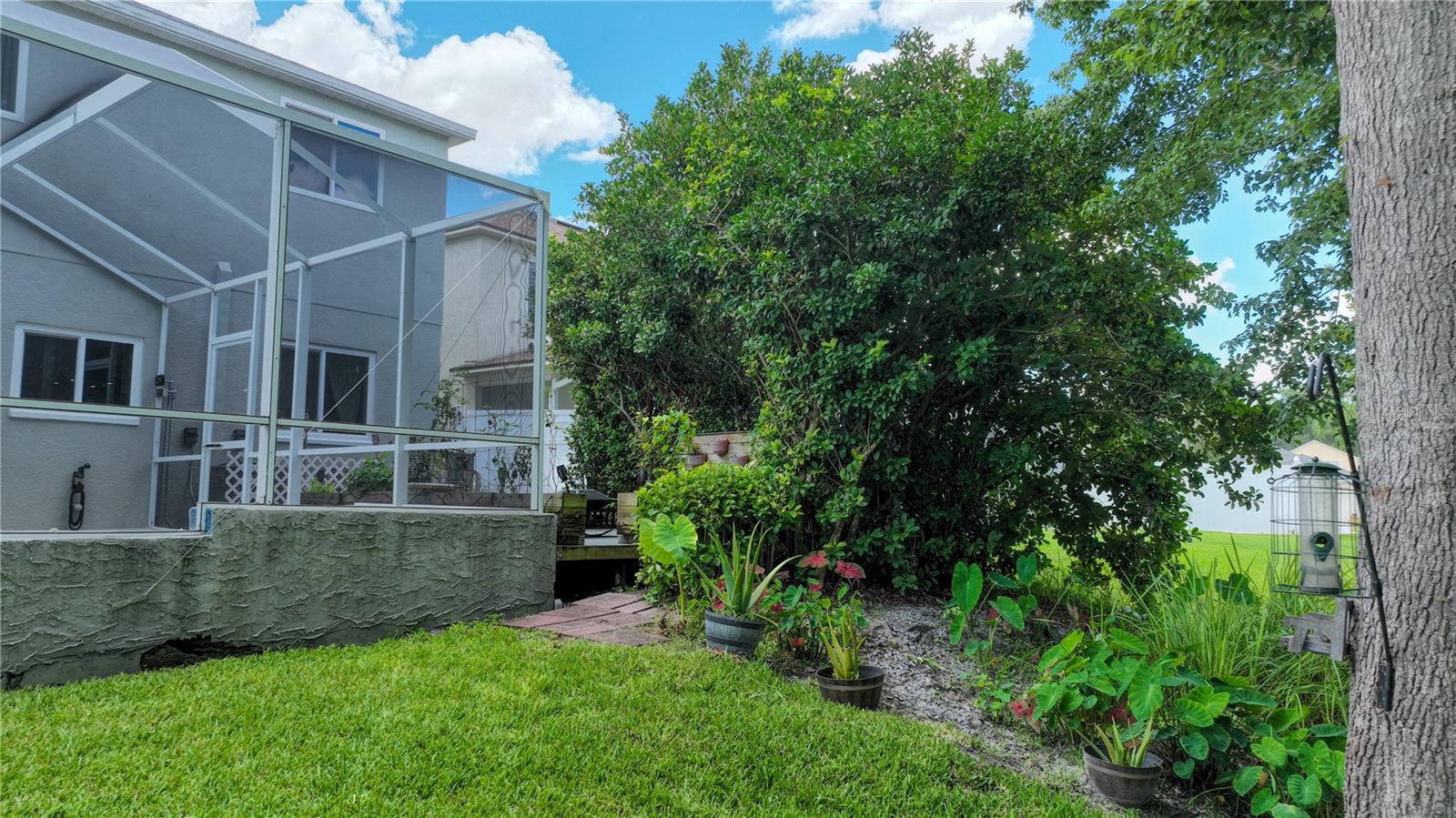 Image 61 of 100 For 25435 Bruford Boulevard