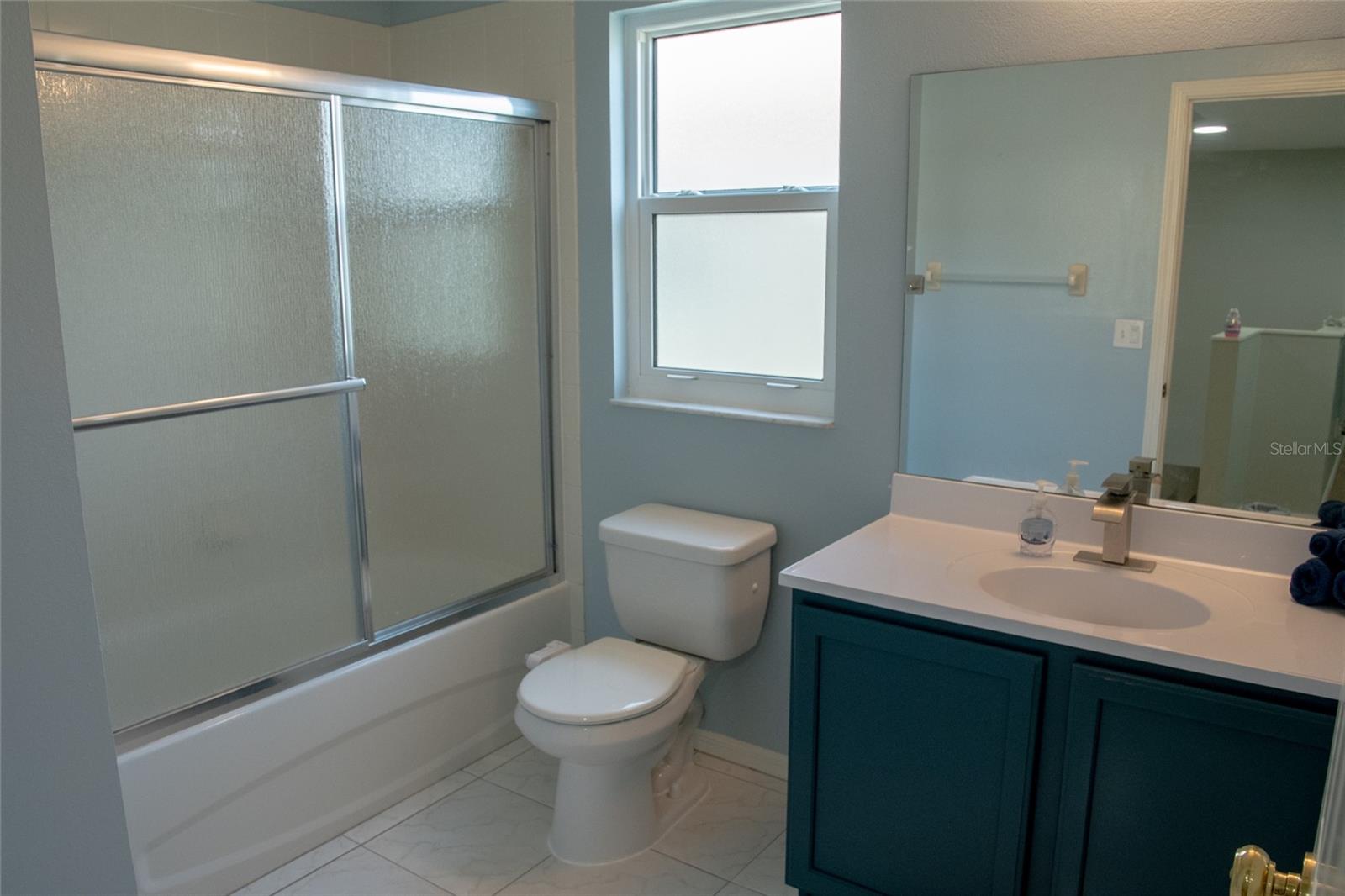 Image 71 of 100 For 25435 Bruford Boulevard