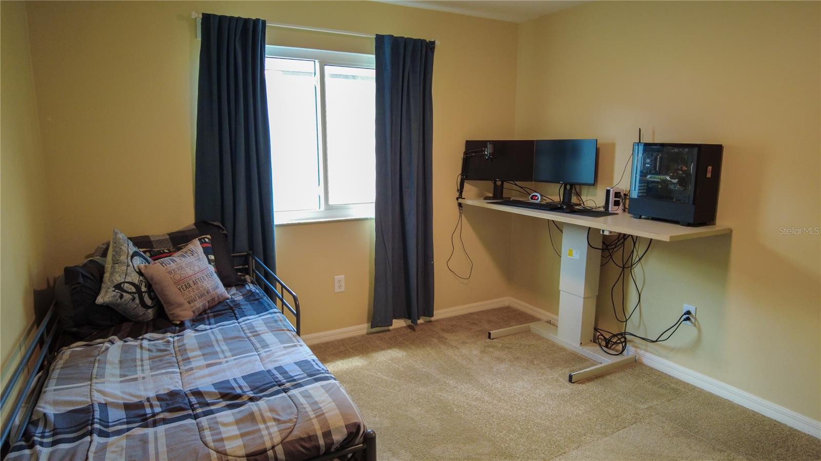 Image 74 of 100 For 25435 Bruford Boulevard