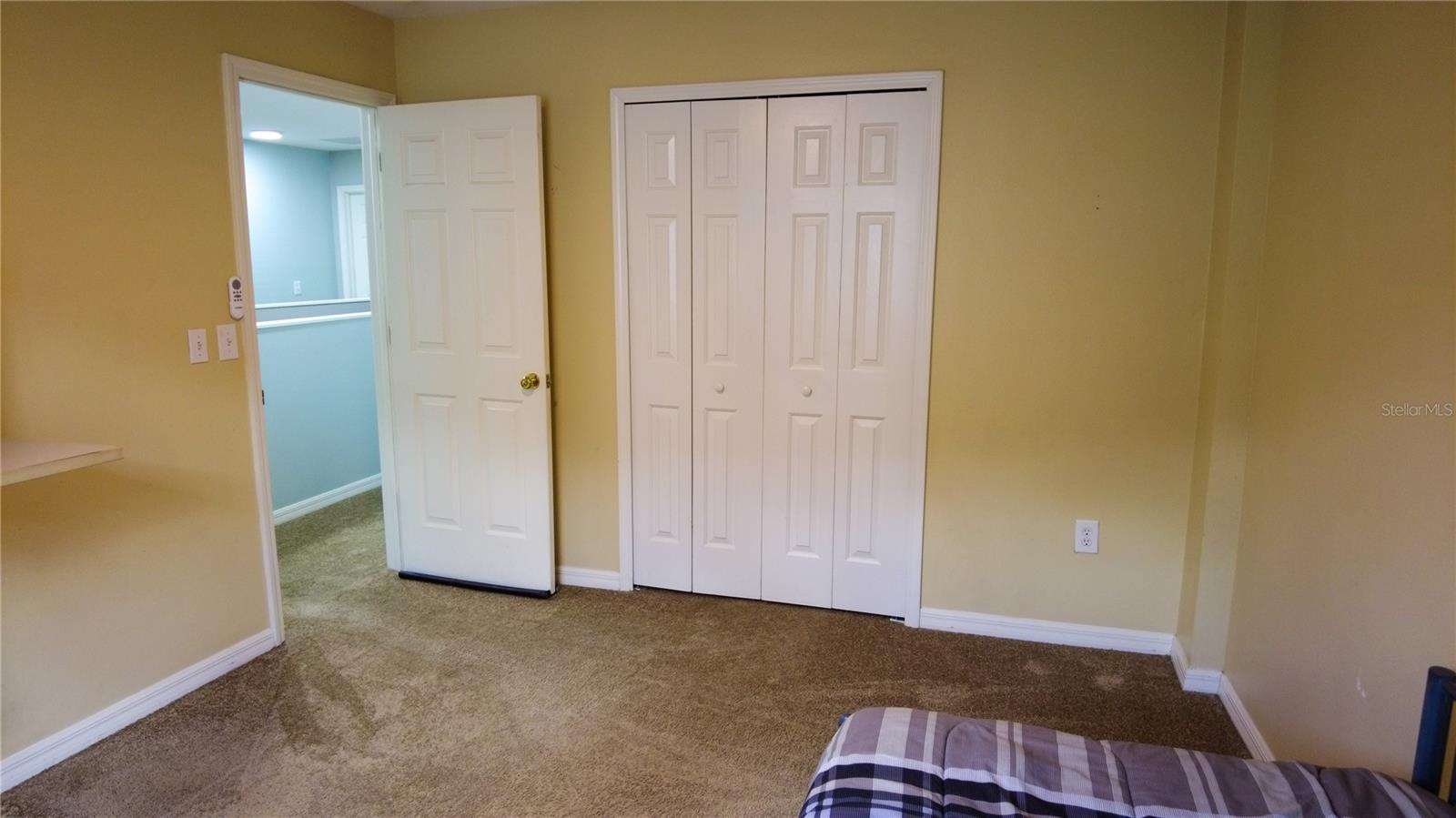 Image 75 of 100 For 25435 Bruford Boulevard