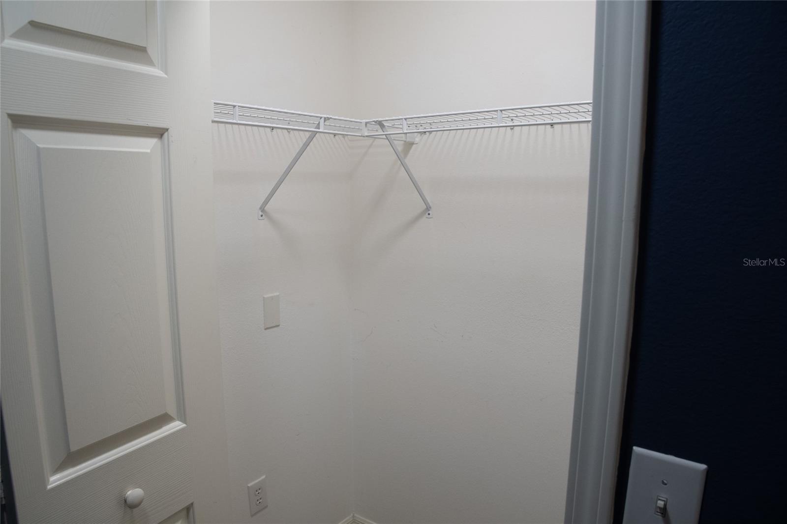 Image 88 of 100 For 25435 Bruford Boulevard