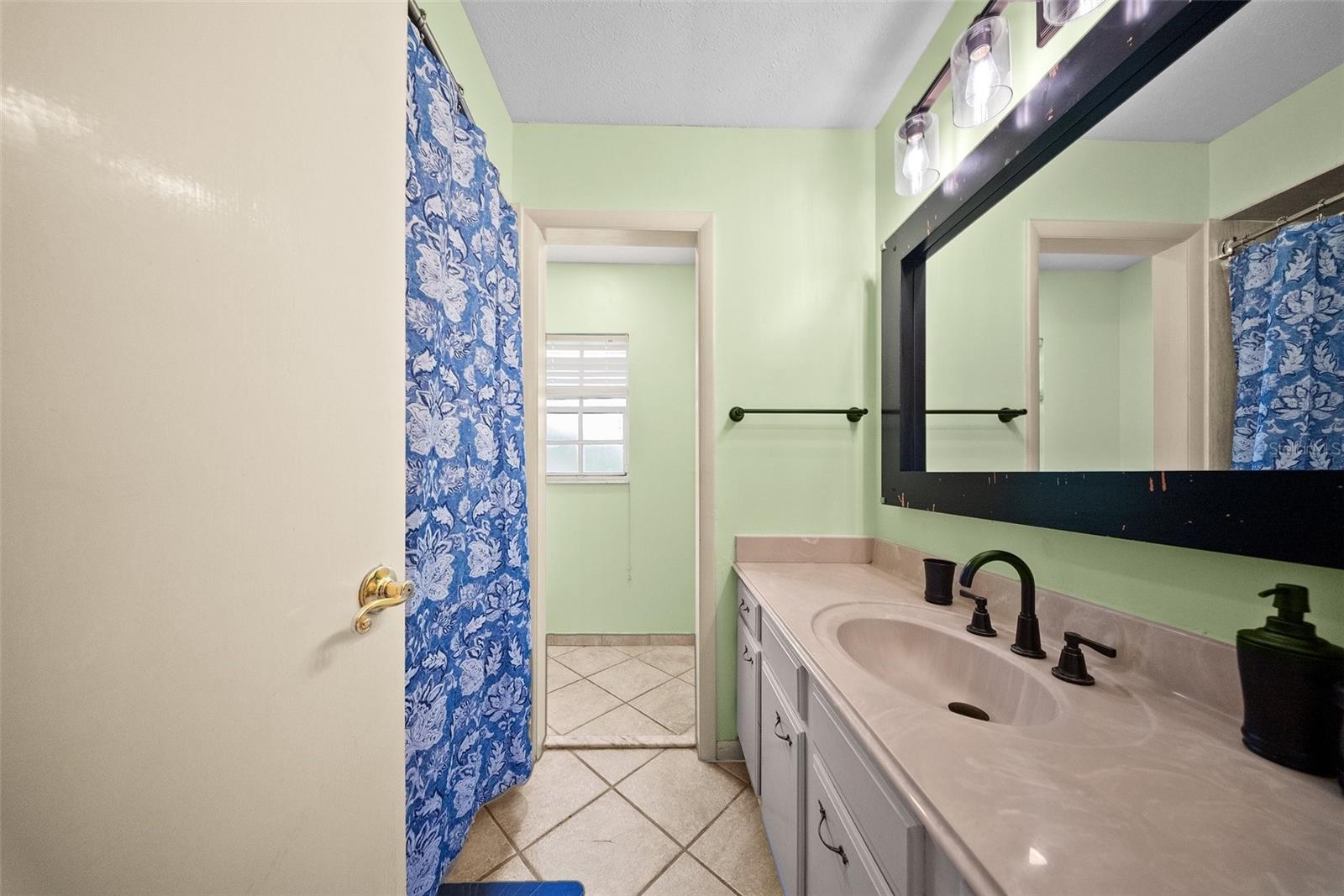 Image 34 of 67 For 1310 Rustlewood Drive