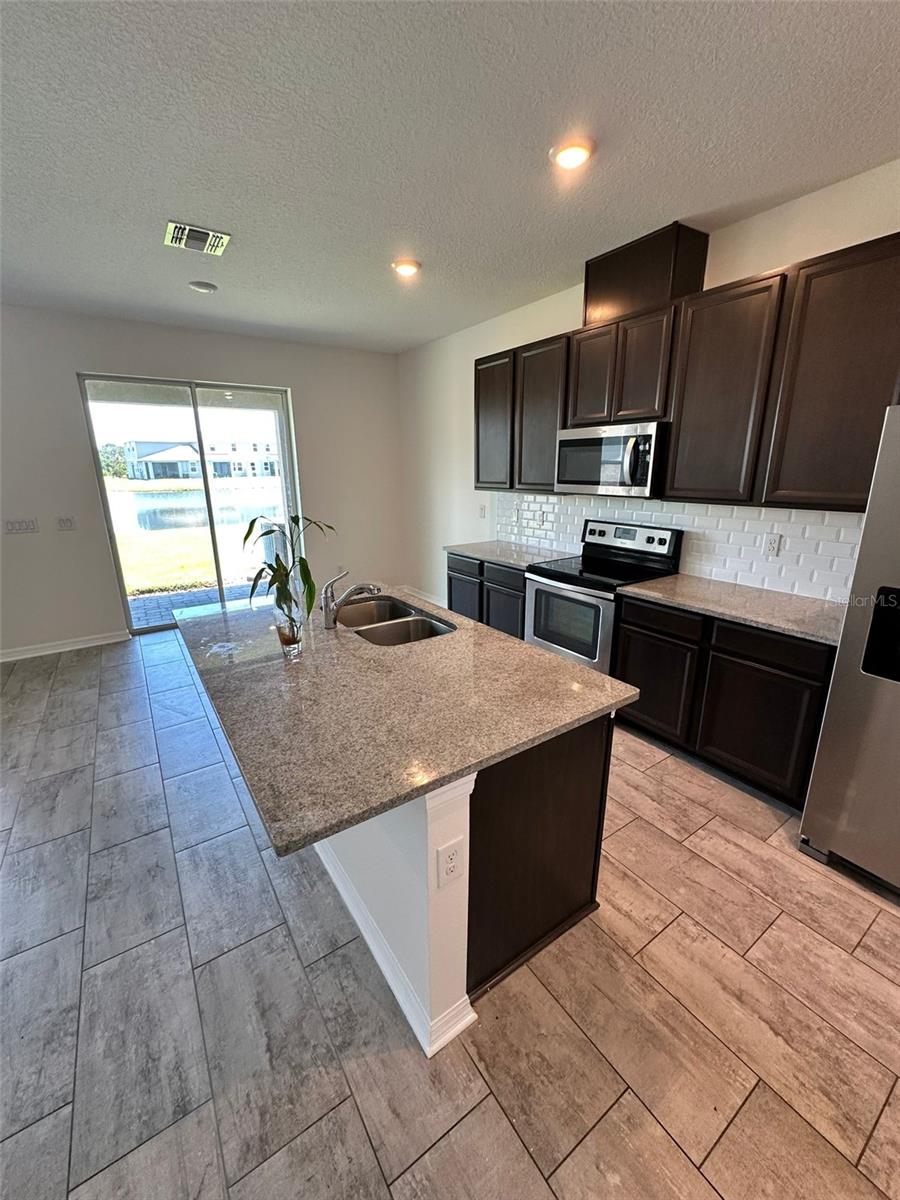 Image 16 of 49 For 11634 Woodleaf Drive