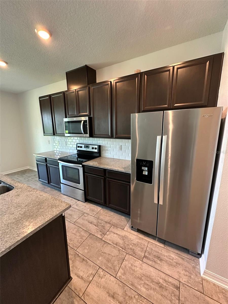 Image 24 of 49 For 11634 Woodleaf Drive