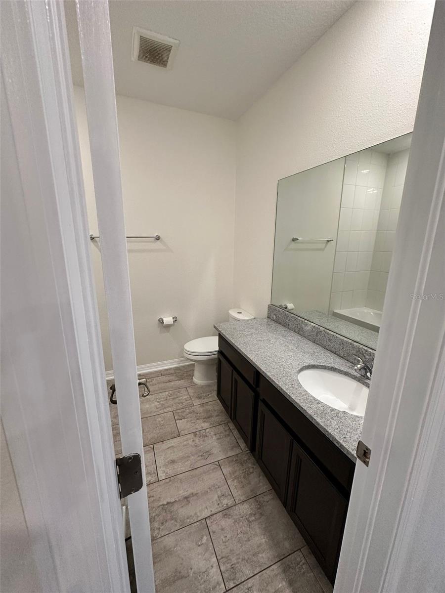 Image 31 of 49 For 11634 Woodleaf Drive