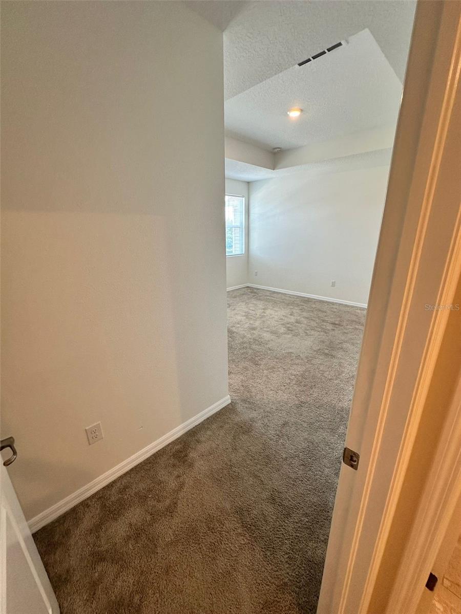 Image 39 of 49 For 11634 Woodleaf Drive