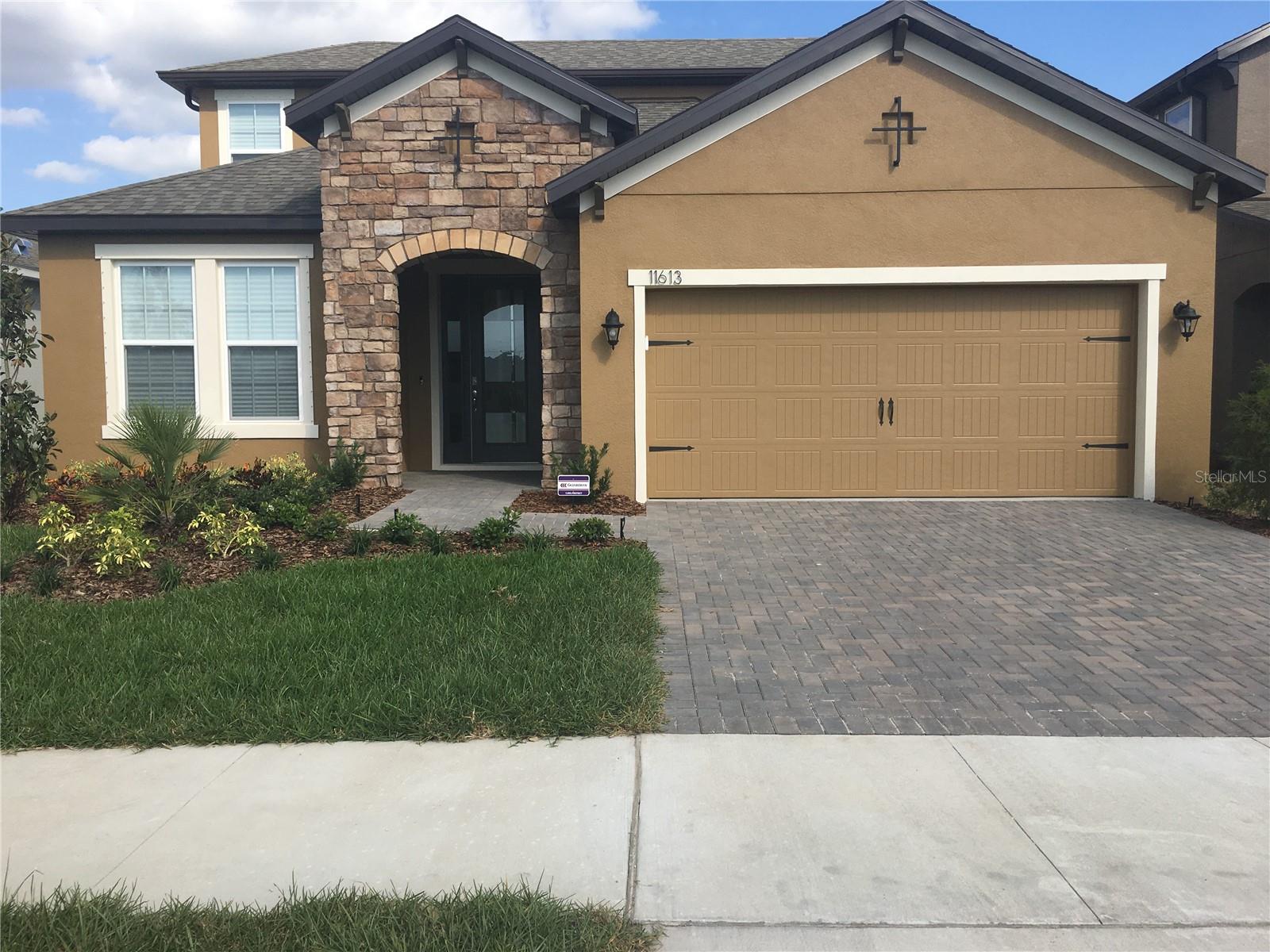 Listing Details for 11613 Sweet Tangerine Lane, TAMPA, FL 33626