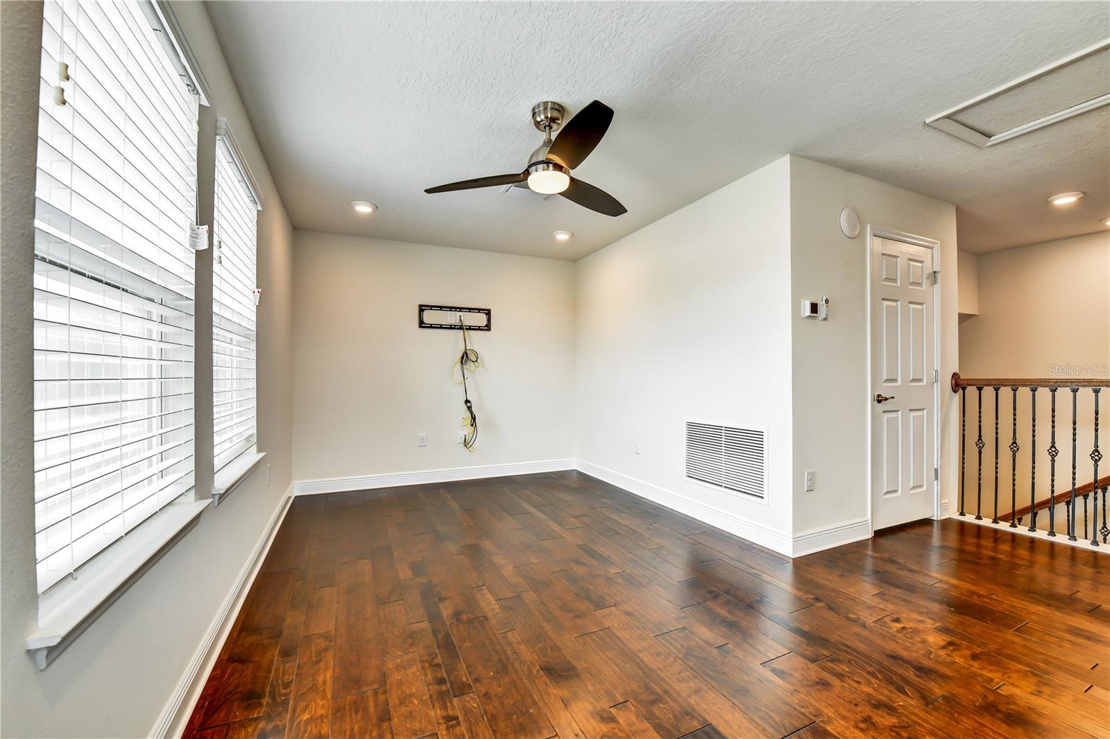 Image 31 of 38 For 11613 Sweet Tangerine Lane