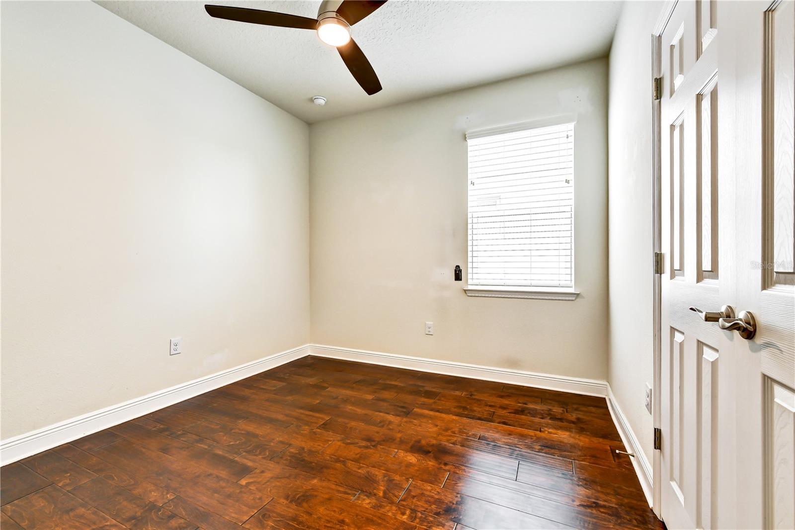 Image 8 of 38 For 11613 Sweet Tangerine Lane