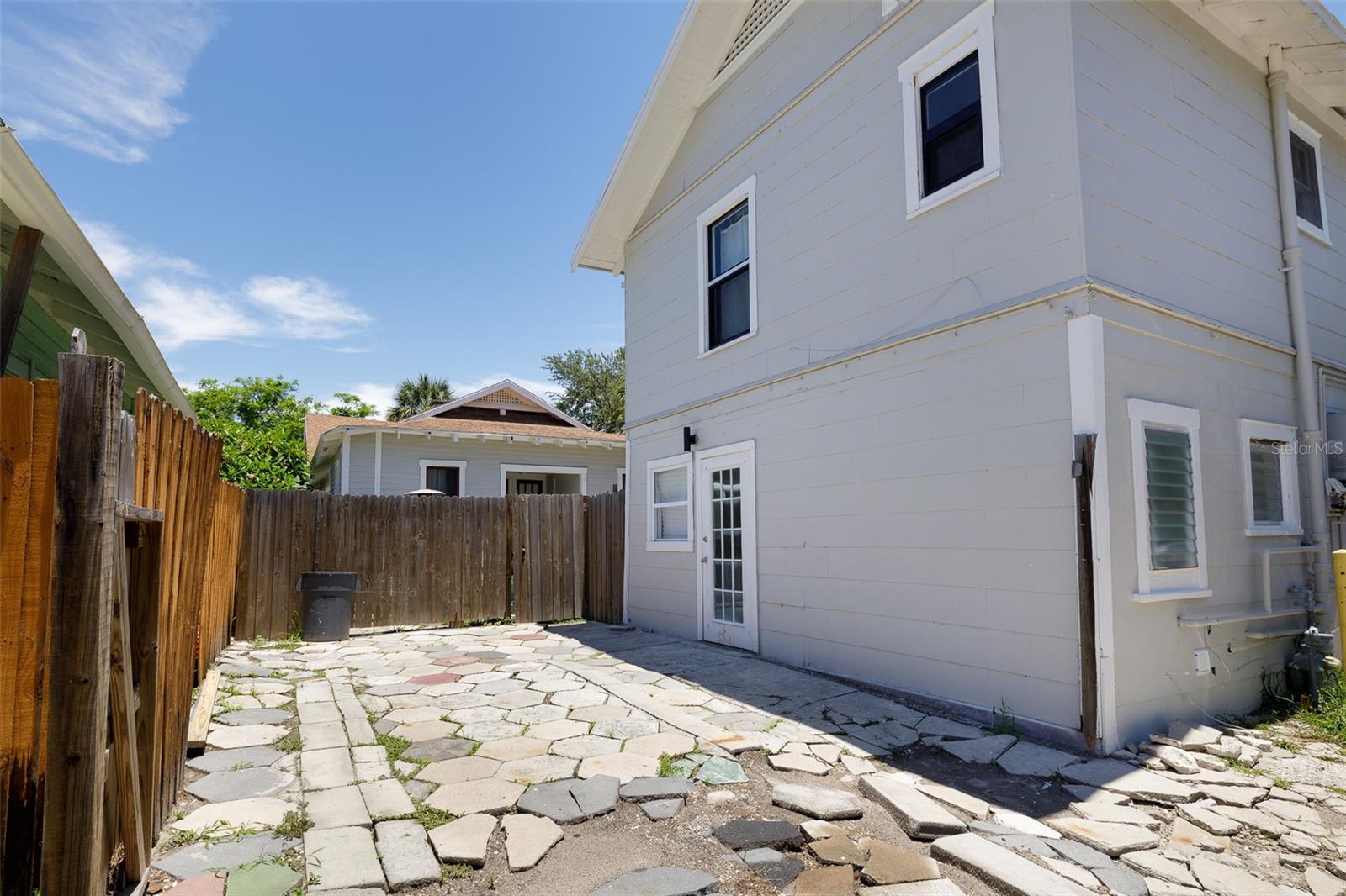 Image 2 of 14 For 618 7th Avenue North  A