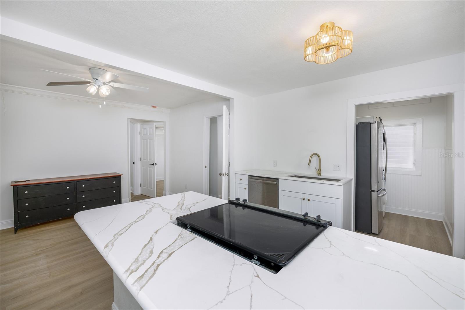 Image 3 of 14 For 618 7th Avenue North  A