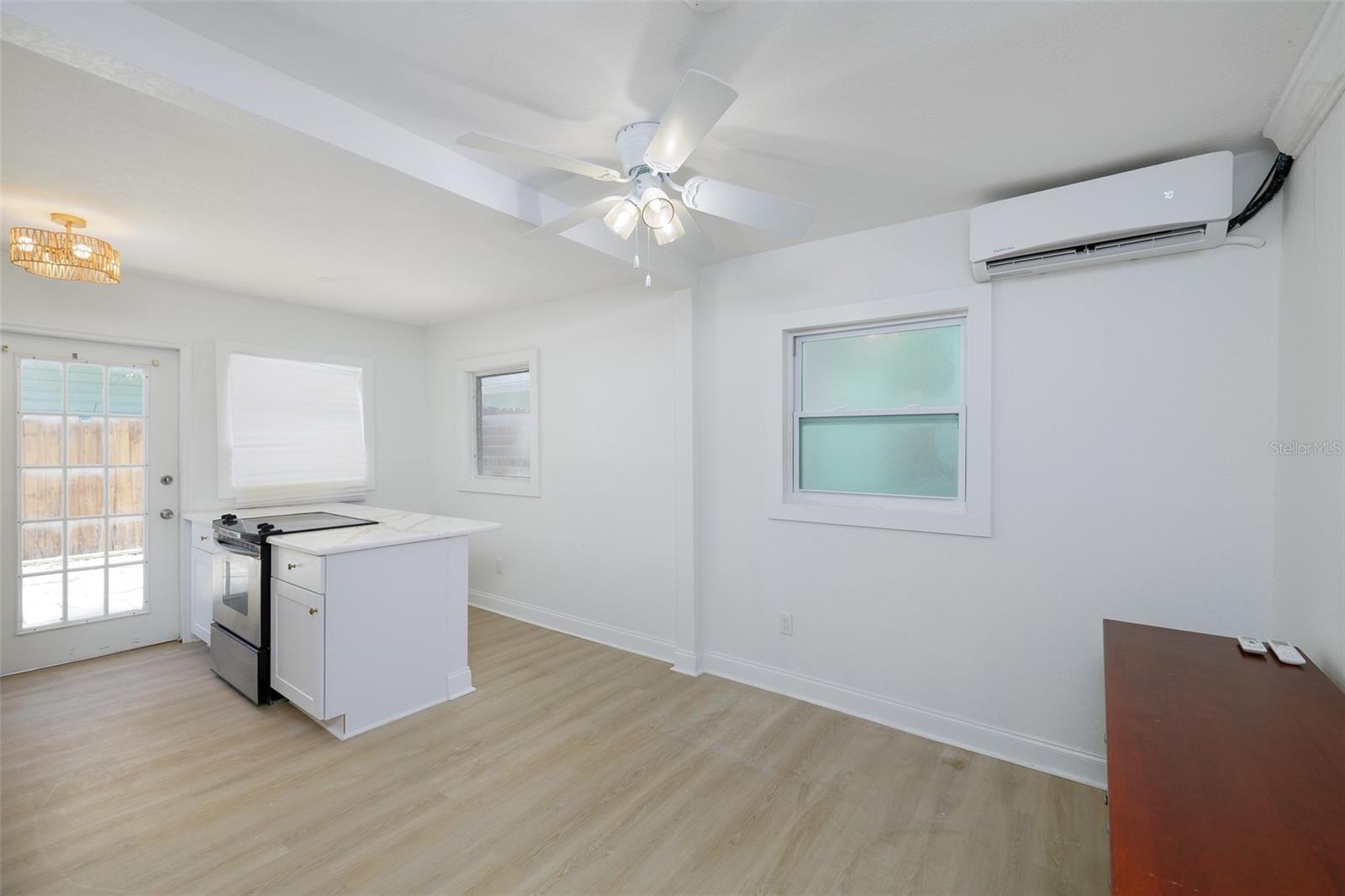 Image 5 of 14 For 618 7th Avenue North  A
